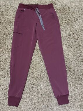 Figs Dark Cherry Zamora Pants XS